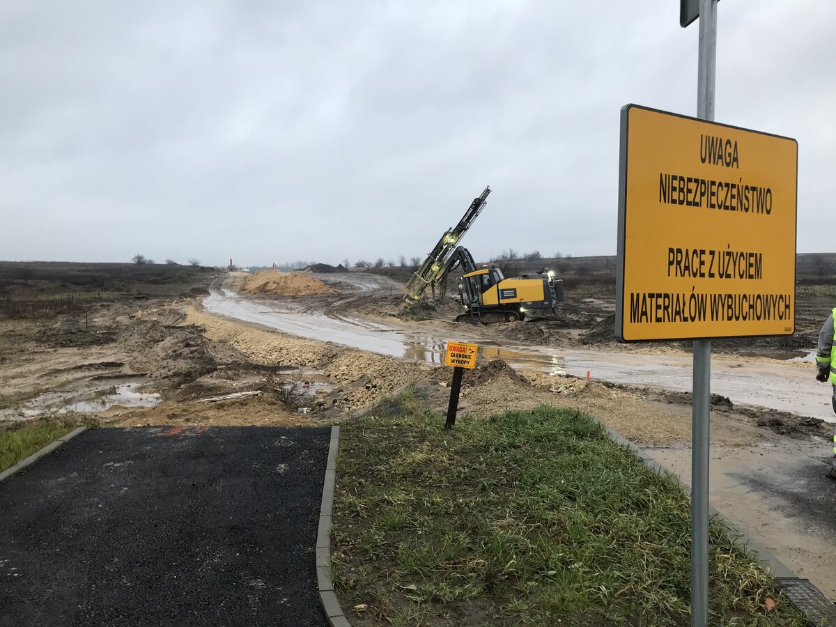 Budowa dróg na terenie KSSE Tucznawa w Dąbrowie Górniczej